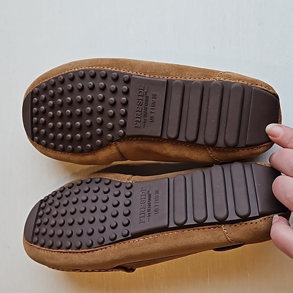 Fireside By Dearfoams Women's Mel Genuine Shearling Slip On Moccasins 7 NWT - Picture 5 of 8